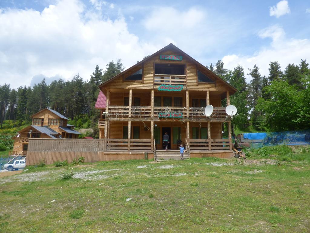 Hotel Hatsvali Mestia Exterior foto