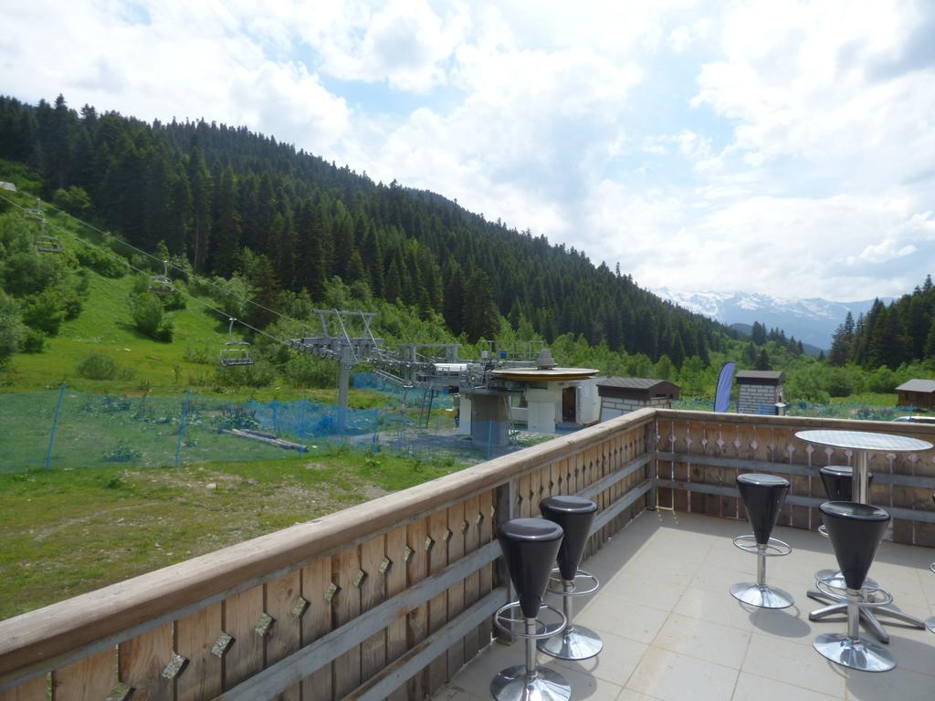 Hotel Hatsvali Mestia Quarto foto