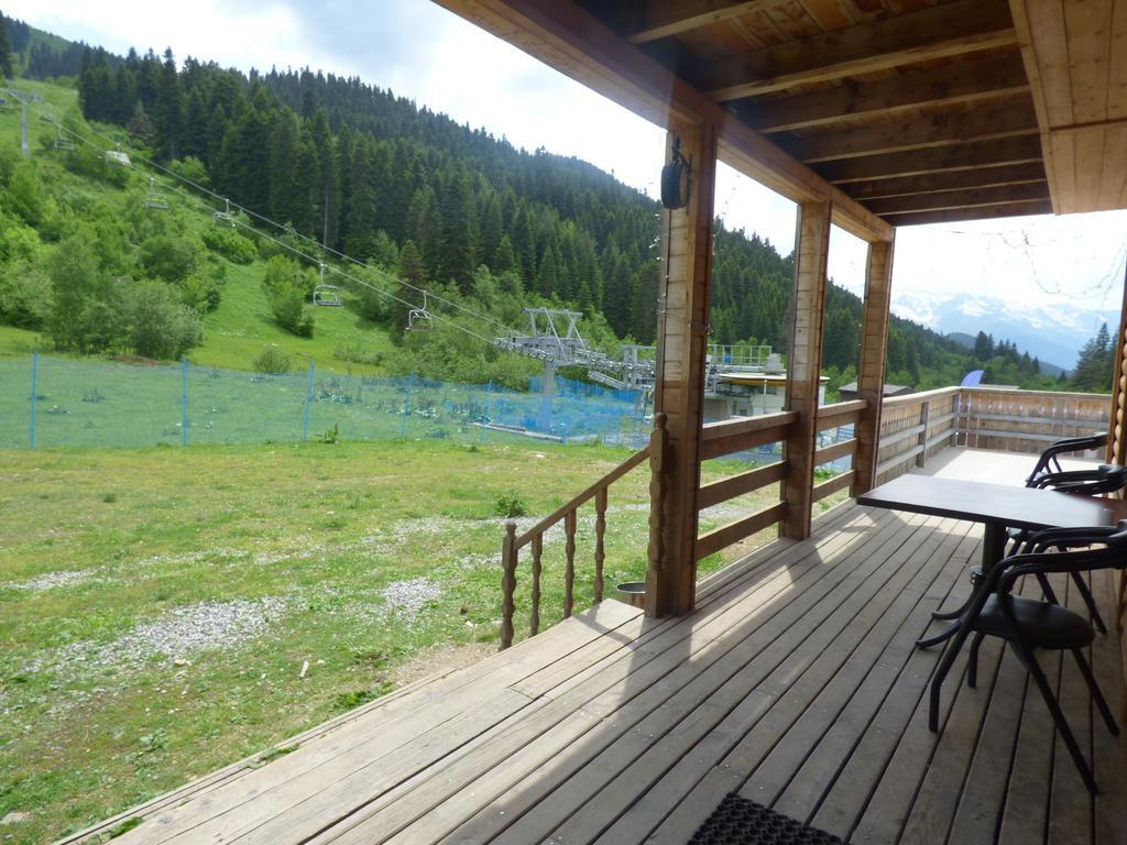 Hotel Hatsvali Mestia Quarto foto