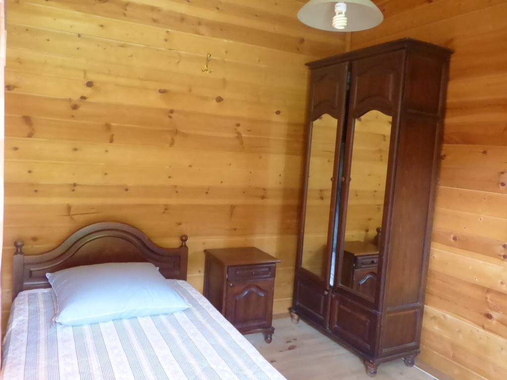 Hotel Hatsvali Mestia Quarto foto
