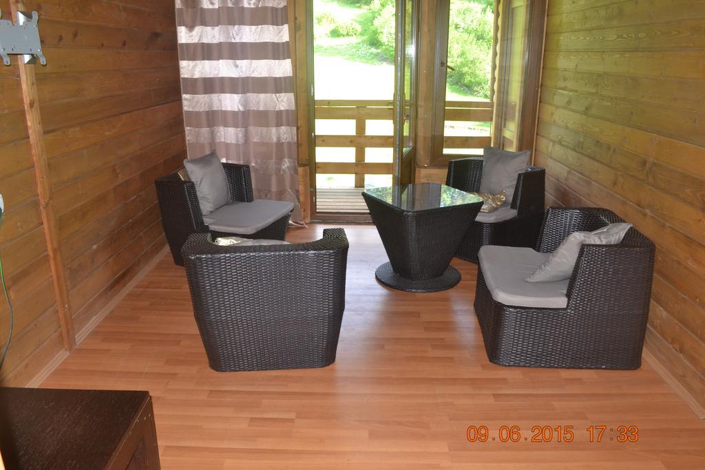 Hotel Hatsvali Mestia Quarto foto